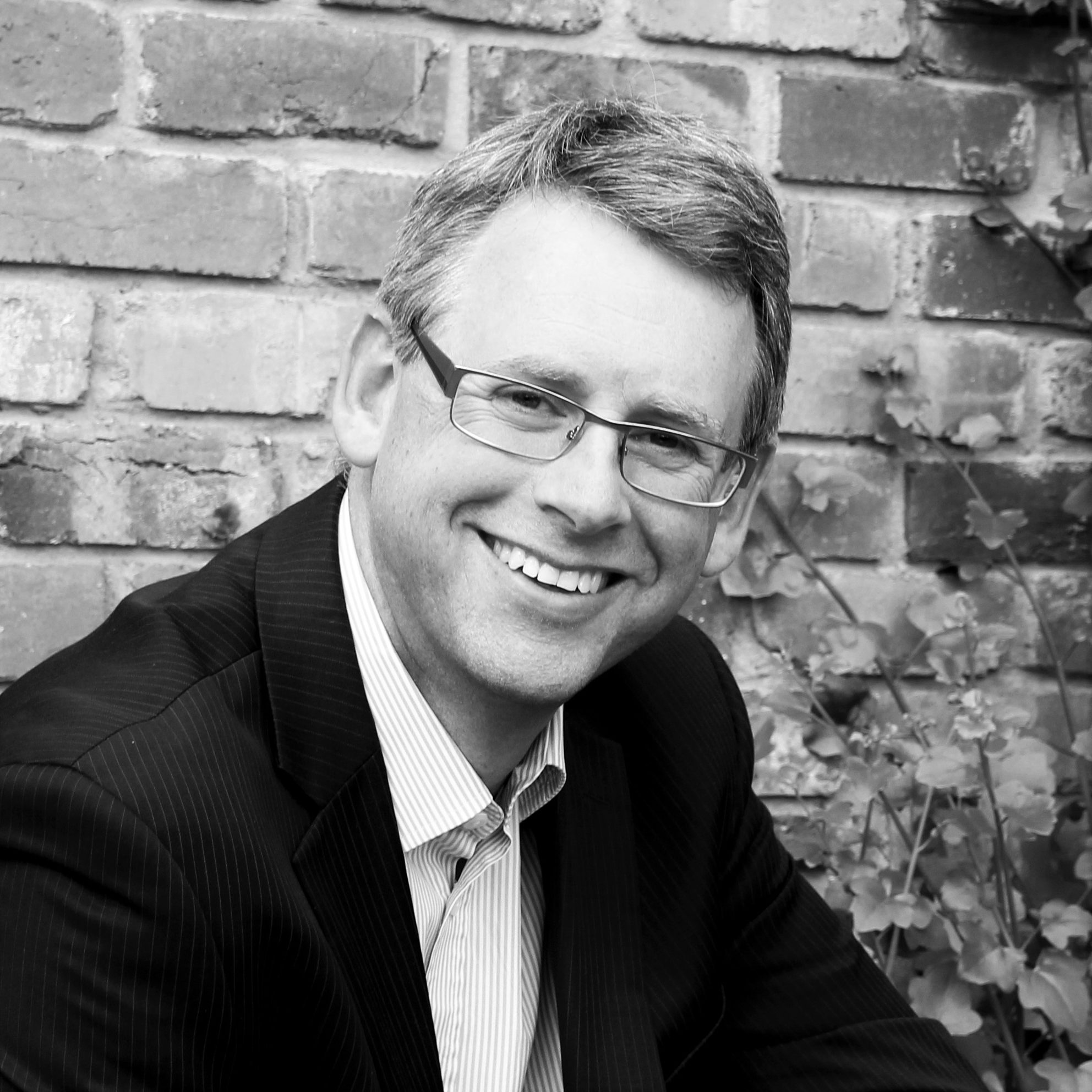 Paul headshot 2015 b+w